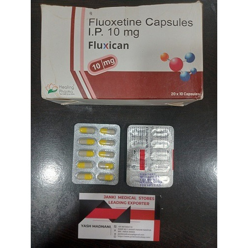 Fluxican 10 blister strip showing capsule layout