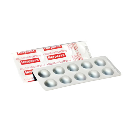 Herperax 400 tablets blister strip close-up