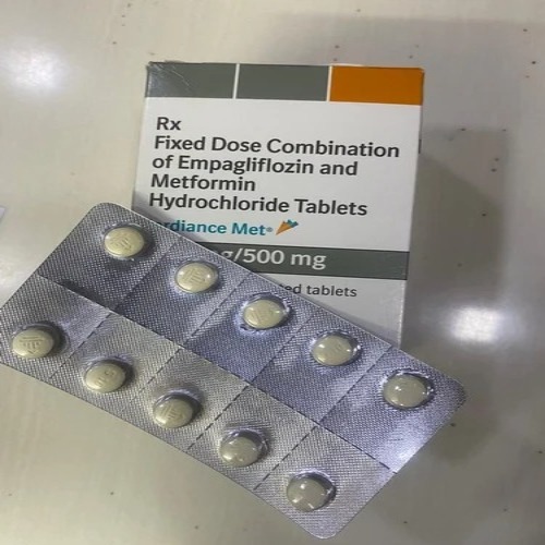 Jardiancemet 12.5/500mg tablets in transparent blister pack showing oval white tablets